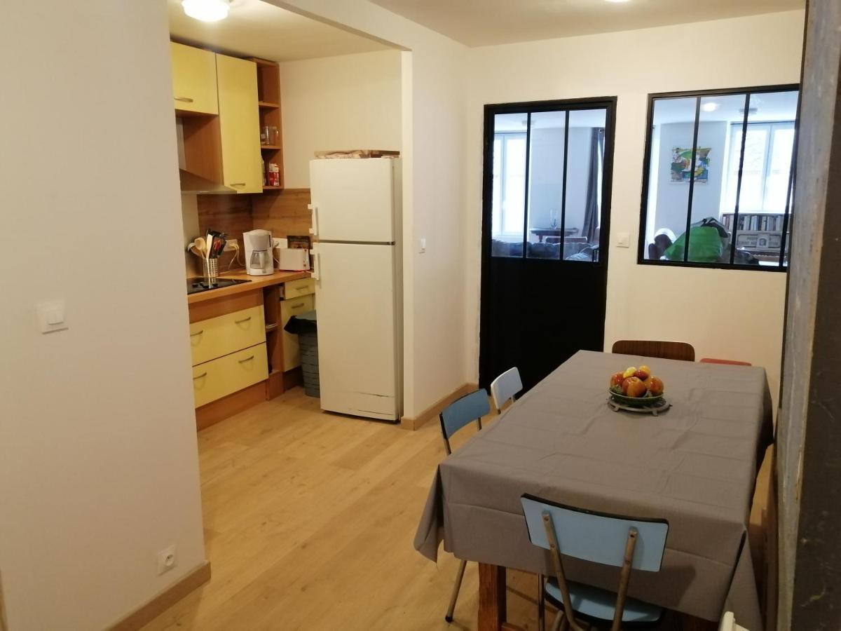 Logement Entier Spacieux Et Confortable A 1 H De Paris Courtenay  Exterior photo